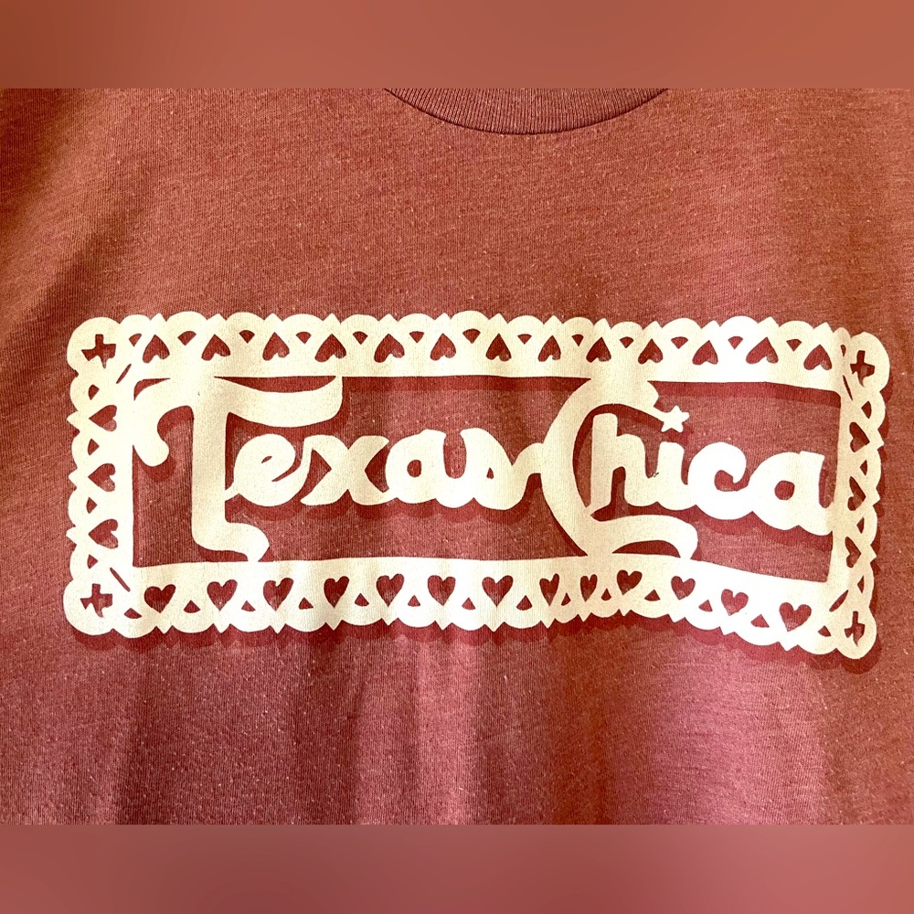 Texas Chica Tee by Tumbleweed Textiles; women’s large; antique rose color
